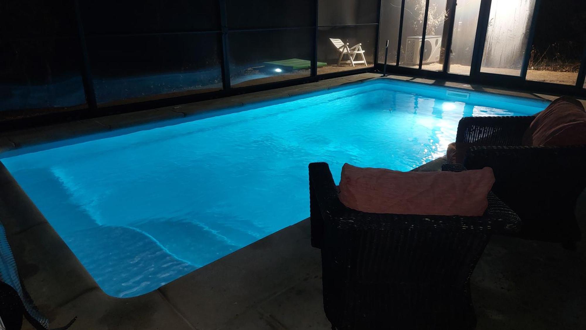 La Lumbre: Encanto Con Piscina Todo El Ano Villa Castillejo de Mesleón