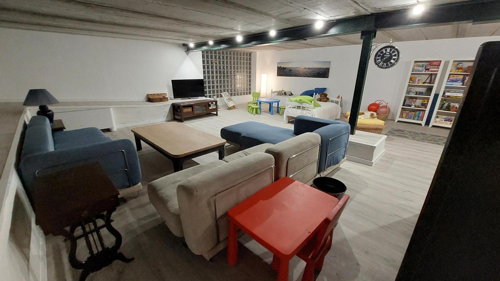 Villa La Lumbre: Encanto Con Piscina Todo El Ano Castillejo de Mesleón